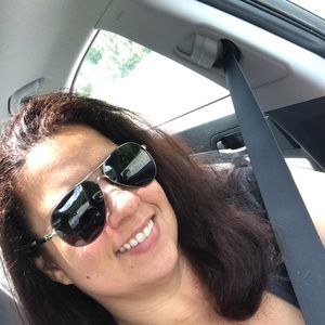 Meet your Posher, Nora